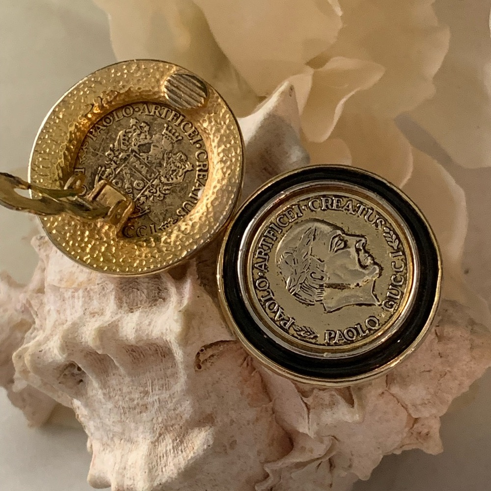 Vintage Paolo Gucci clip on earrings.